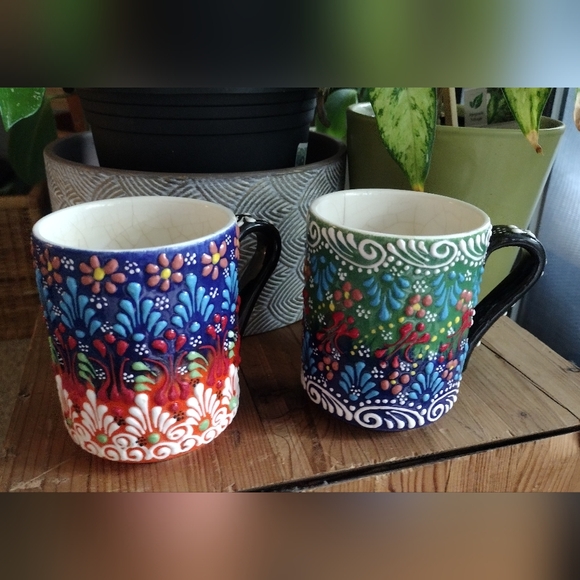 Colorful Handcrafted Ceramic Mug Set - Picture 1 of 11